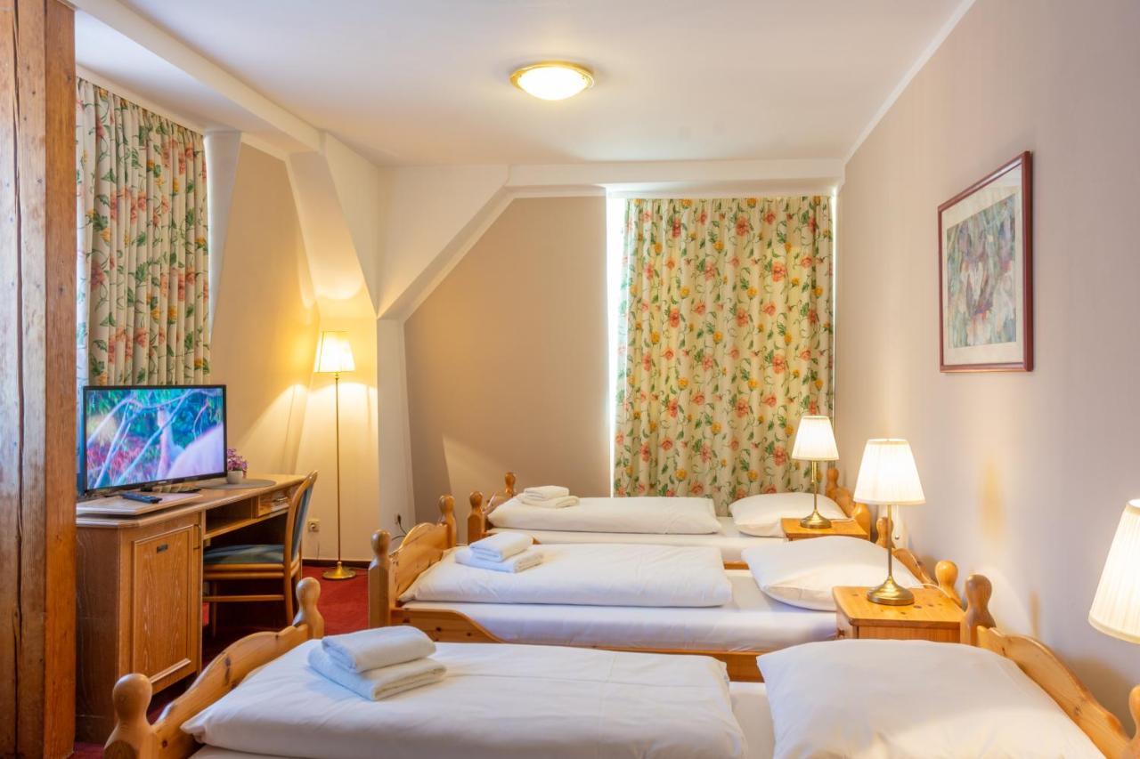 Hotel Klosterturm هيلدسهايم المظهر الخارجي الصورة