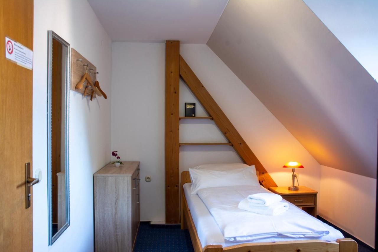 Hotel Klosterturm هيلدسهايم المظهر الخارجي الصورة